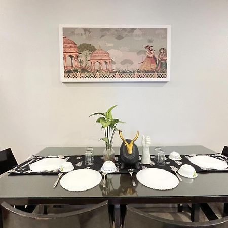 Bedchambers Serviced Apartments, Sector 38 Гургаон Экстерьер фото