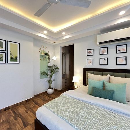 Bedchambers Serviced Apartments, Sector 38 Гургаон Экстерьер фото